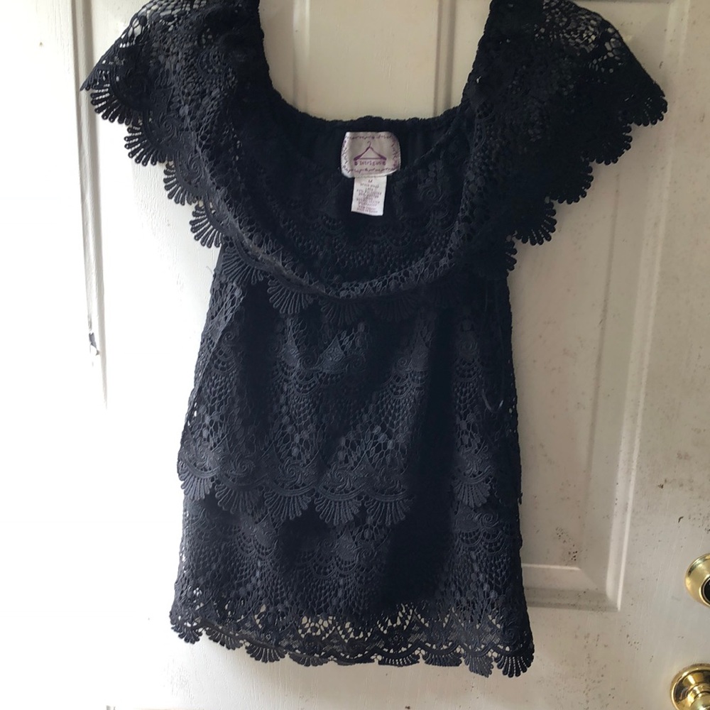 Black lace and floral blouse size medium for womens